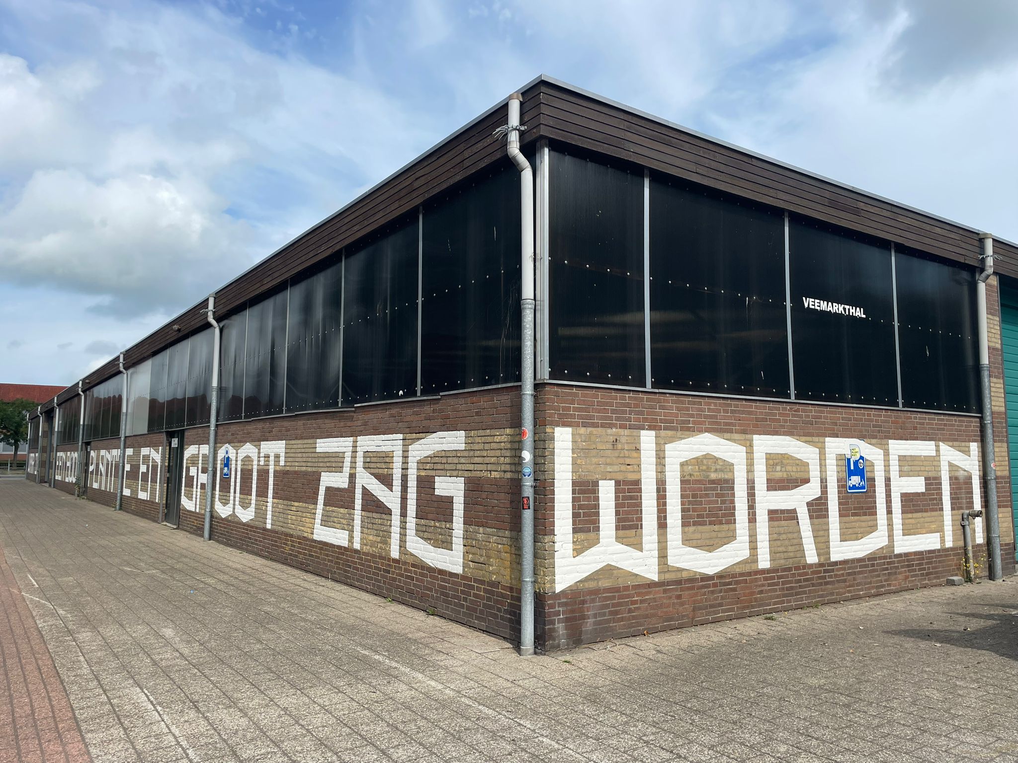 Pratende Bouwurken – yn Leeuwarden én Noardeast-Fryslân - Over de Drempel
